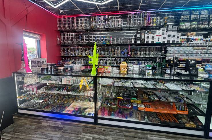 Supreme smoke shop
